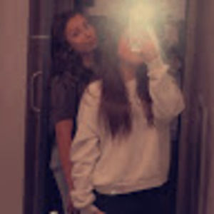 Meet your Posher, Bella